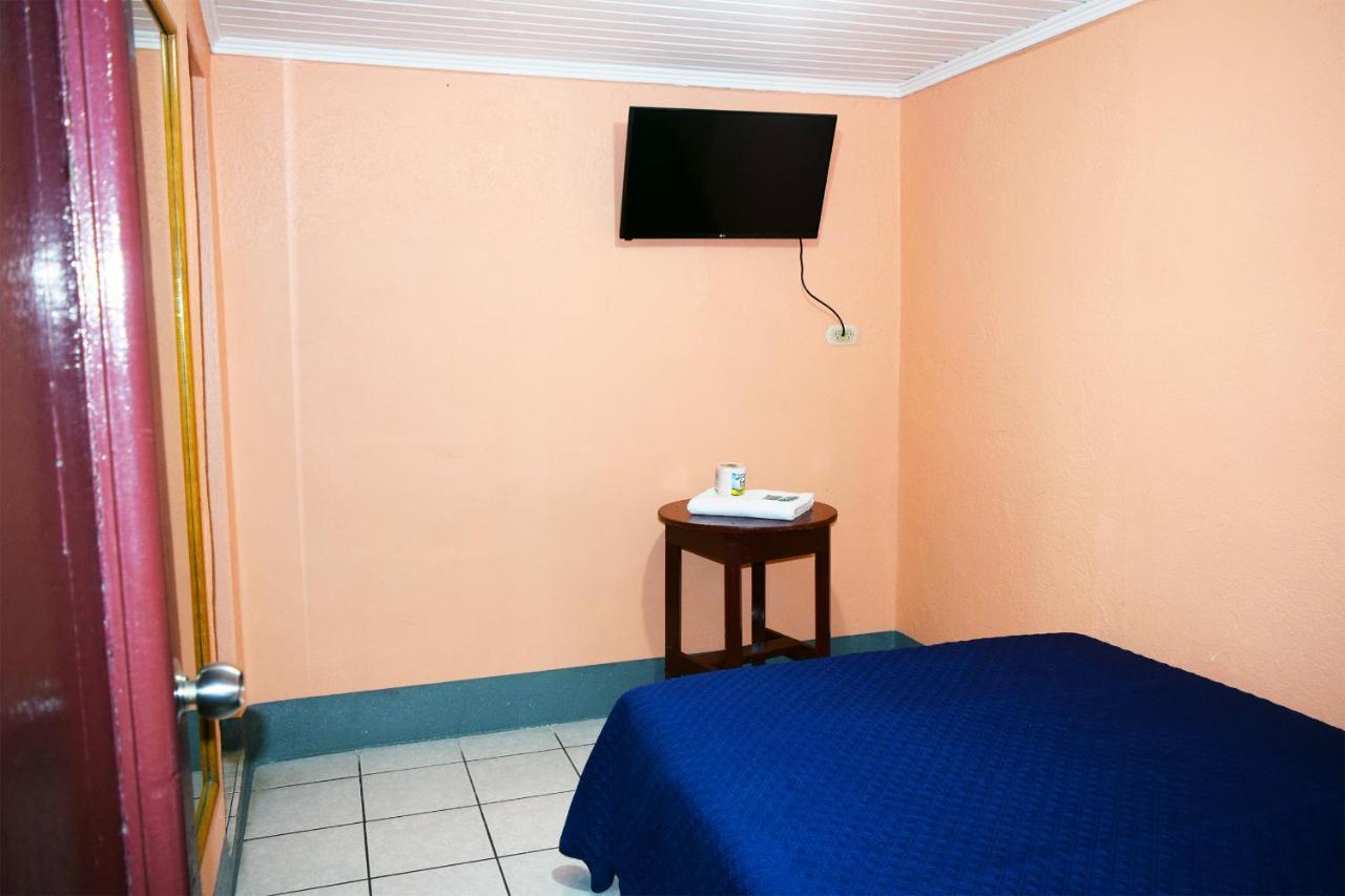 Hotel Fuentes Guatemalaváros Kültér fotó