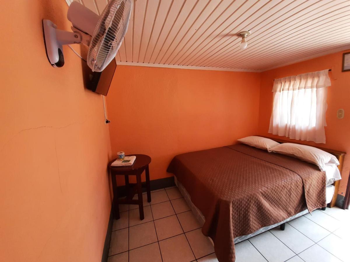 Hotel Fuentes Guatemalaváros Kültér fotó